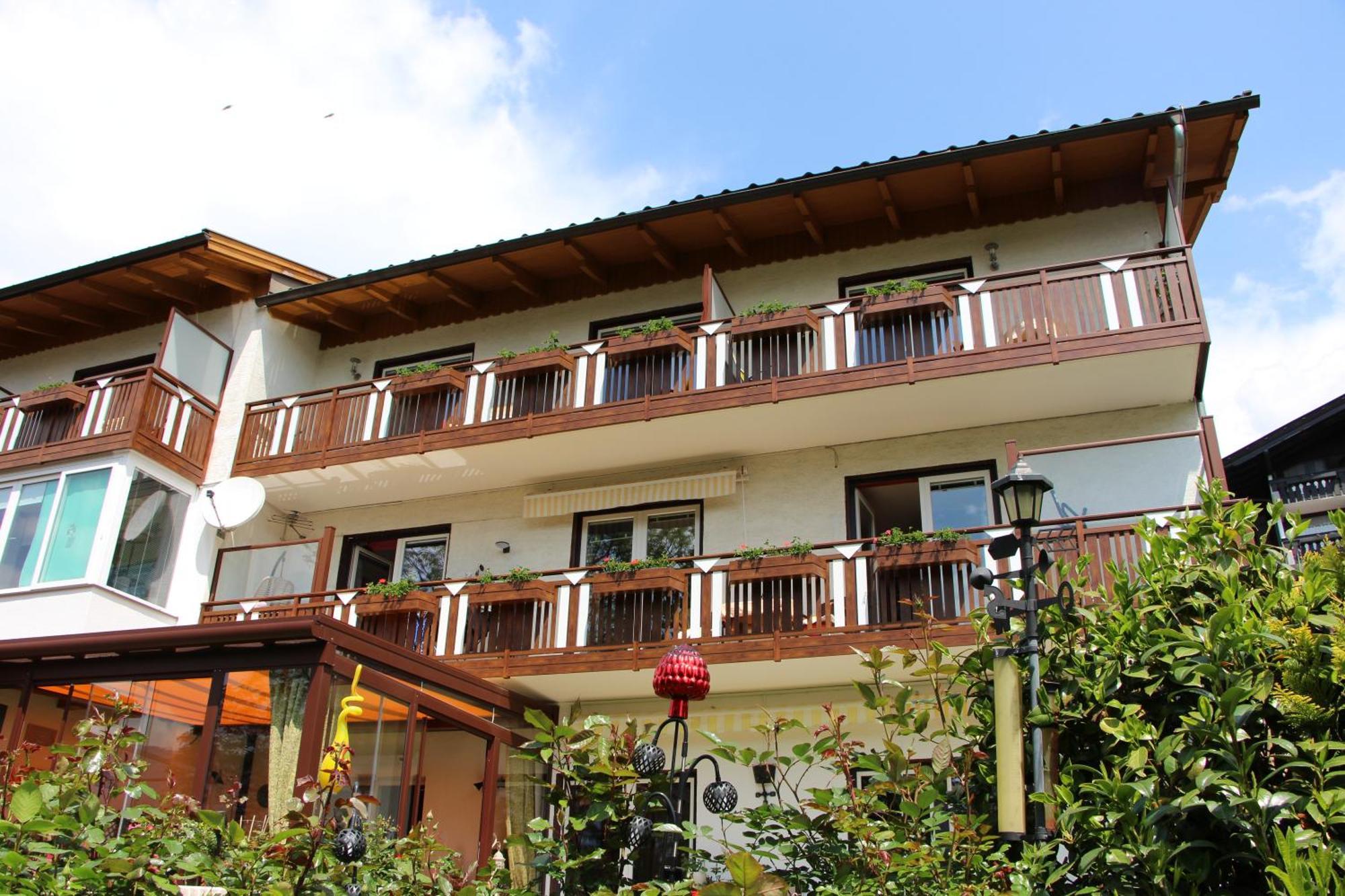 Haus Riedl Hotel Seeboden Buitenkant foto